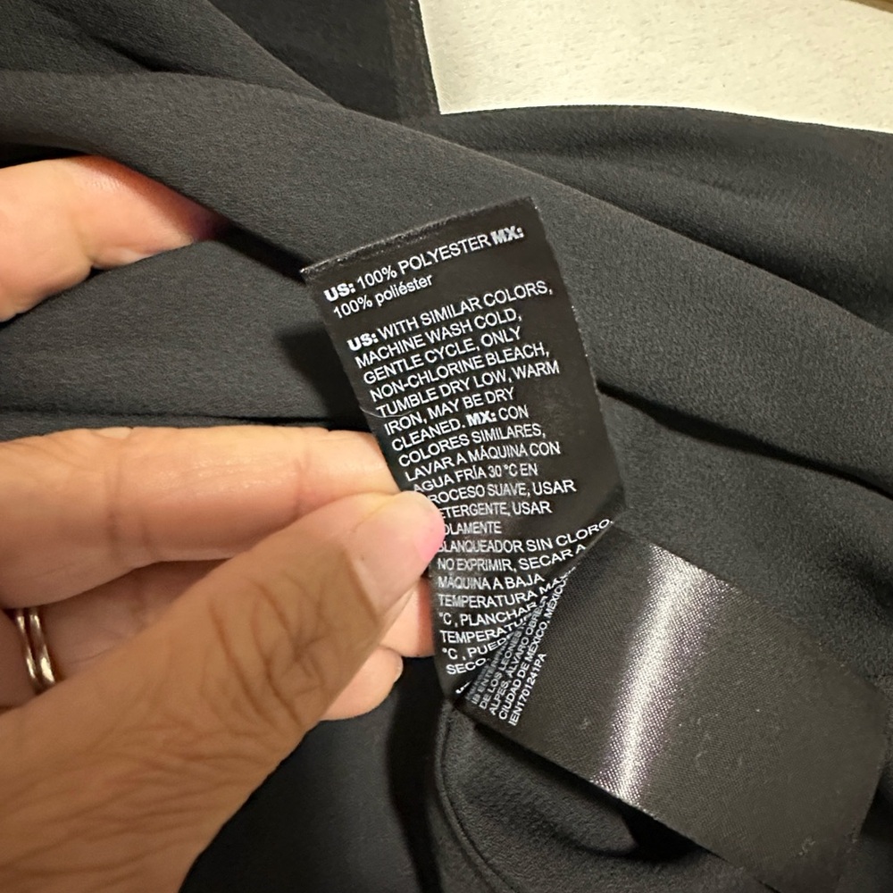 White House Black Market Sleeveless Draped Gown 4P Black V-Neck Chiffon Lined - Picture 16 of 16
